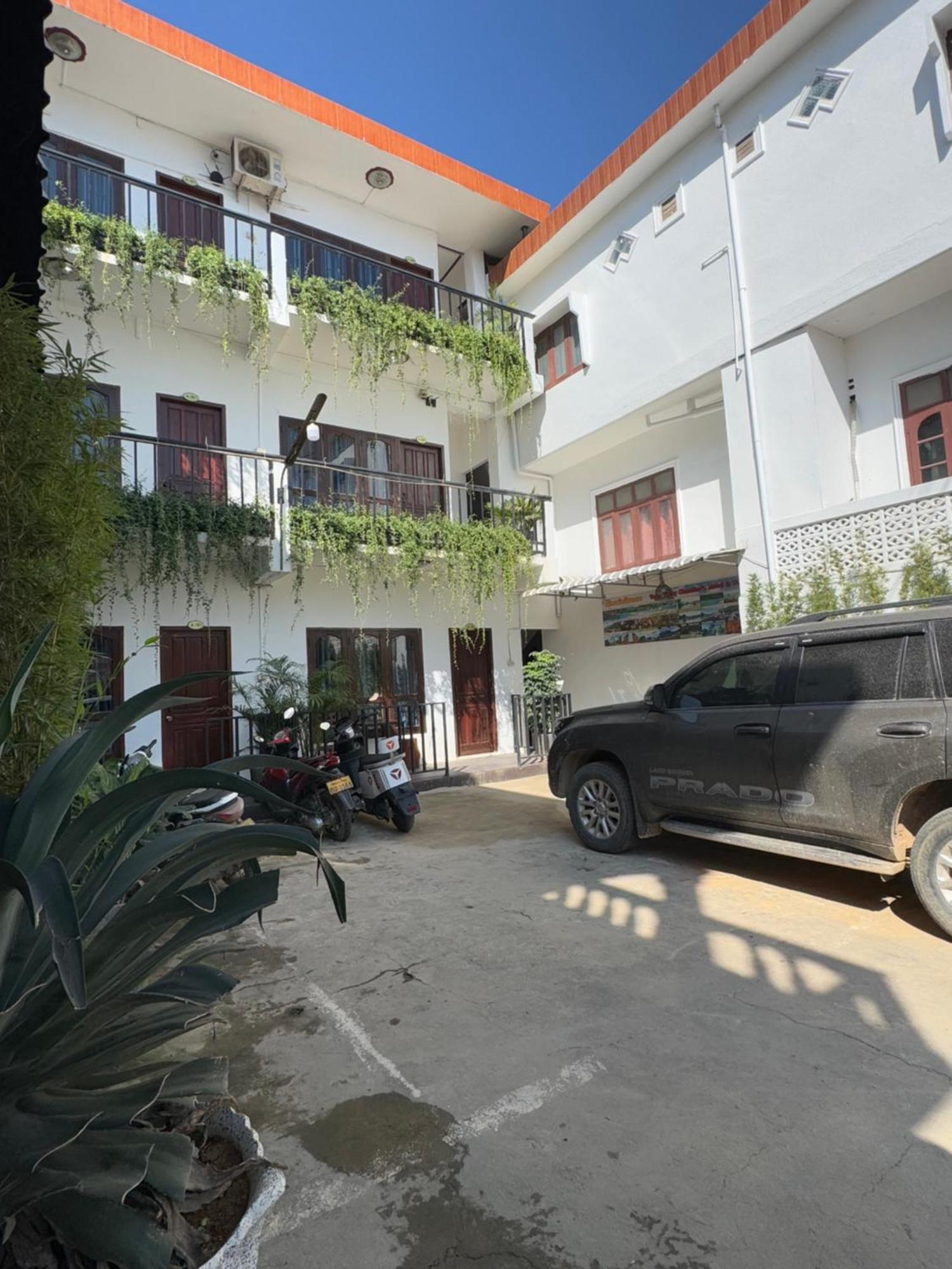 Vang Vieng Green Hotel Eksteriør billede