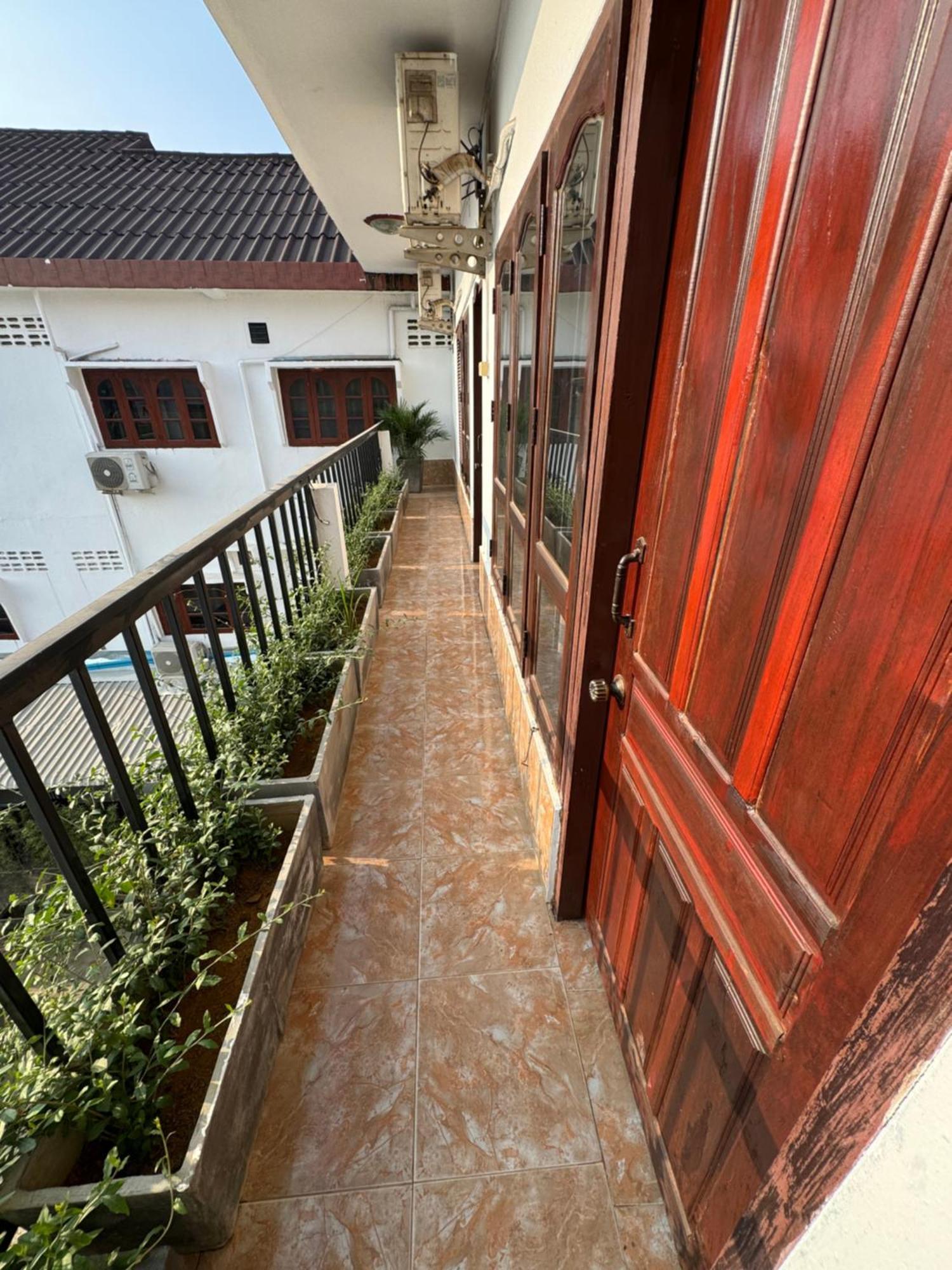 Vang Vieng Green Hotel Eksteriør billede